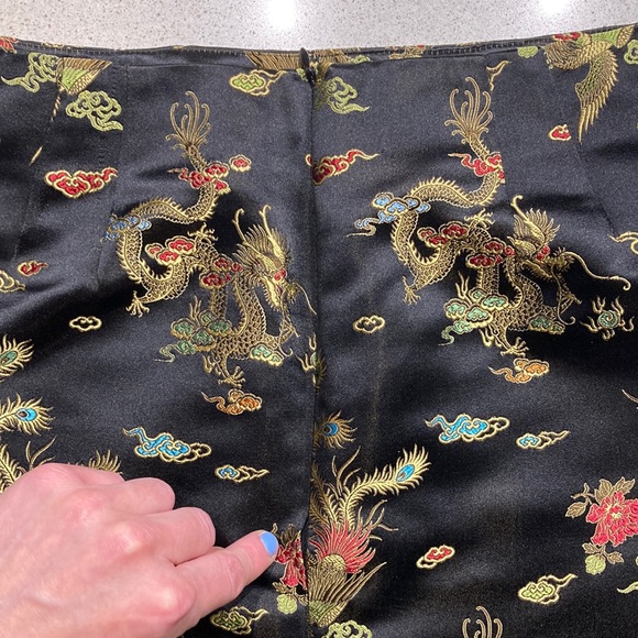 Karen Kane womens skirt size 6 Rayon/Silk floral dragon print Fringe beaded hem - Picture 5 of 12